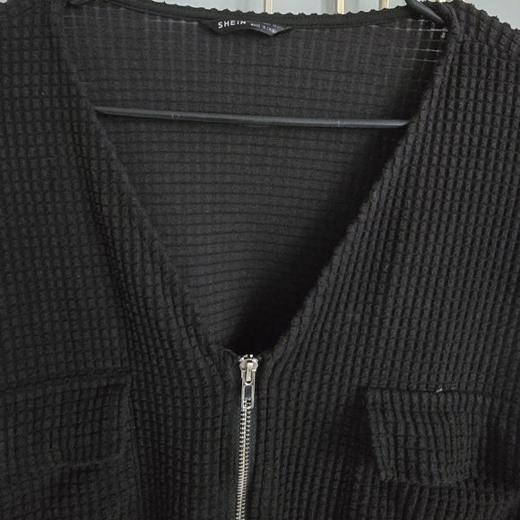 Oversized V Neck Black Waffle Knit Zip Up Jacket - Picture 4 of 7